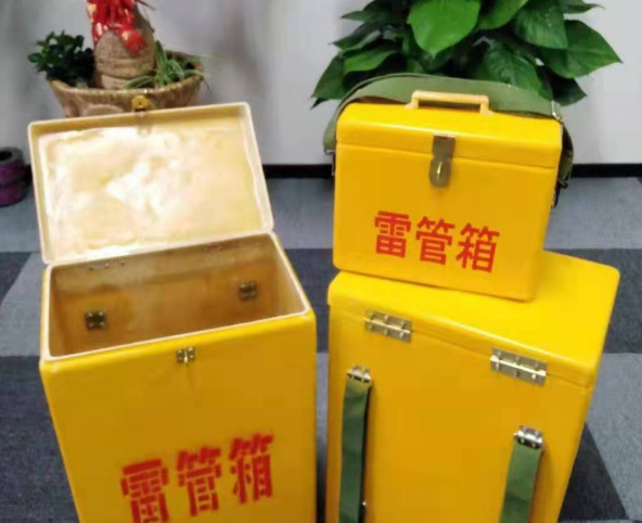垫江玻璃钢雷管箱有哪些特点